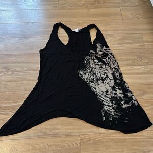 Romeo and Juliet Couture Black Flowy Tank Top Size Large